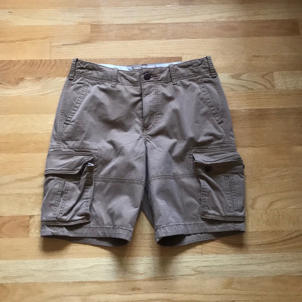 Hollister Men’s Cargo Shorts (NEW WITHOUT TAGS)
